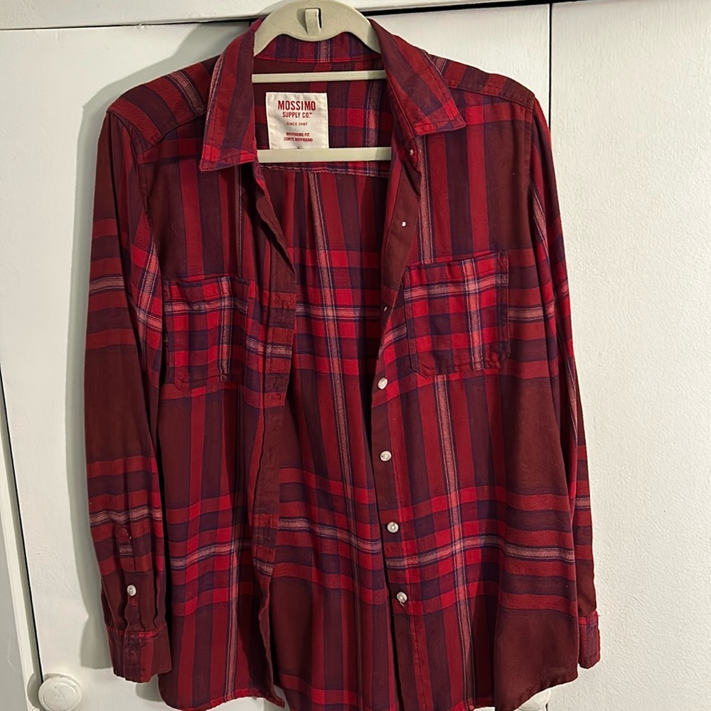 Boyfriend fit flannel. Target’s brand Massimo. Size small.